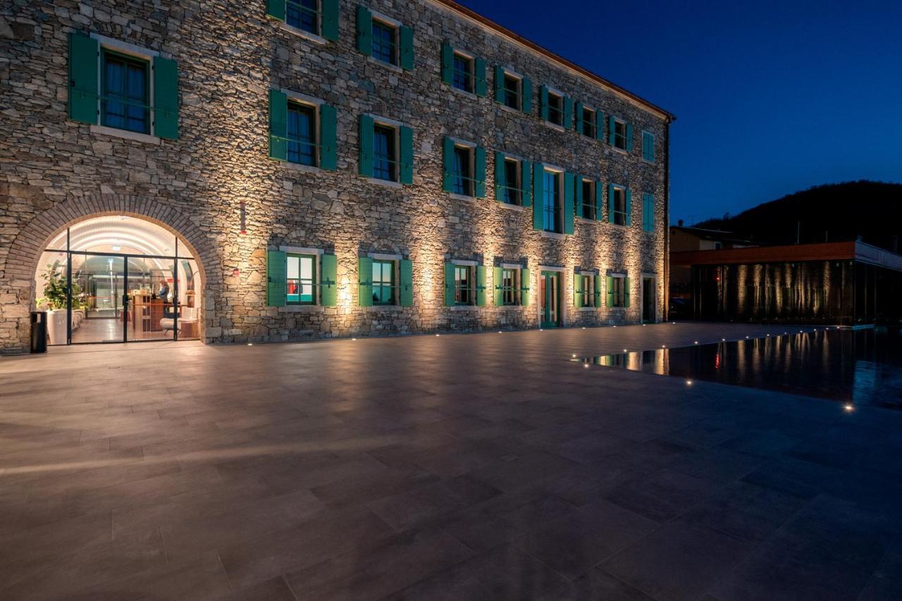 Winery & Design Hotel Roxanich Motovun Exterior foto